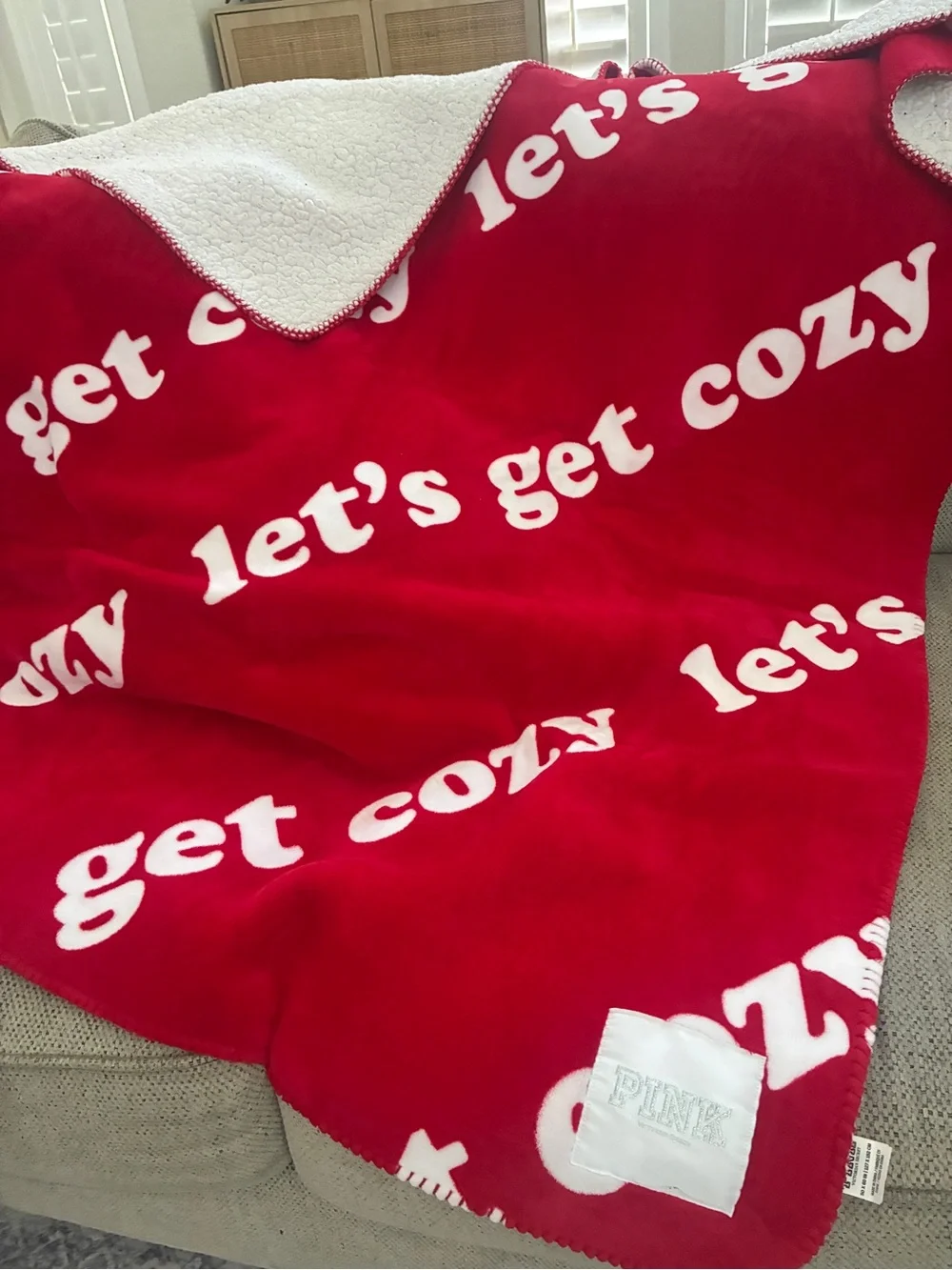 PINK Victoria’s Secret Sherpa Throw Blanket Red White “Let’s Get Cozy” 50x60 EUC